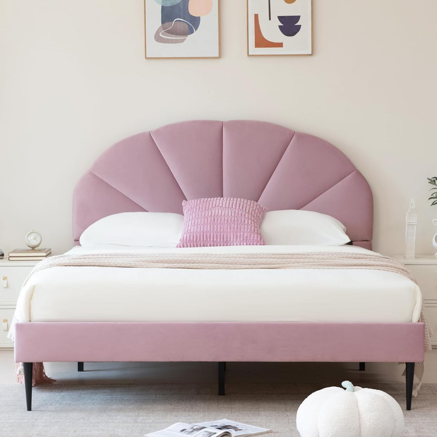 VELOCAVA Pink Bed with Seashell Headboard, Velvet Upholstered Platform Bed Frame for Girls Kids with Wooden Slats Support, No Box Spring Needed, Easy Assembly, Princess Pink Bed